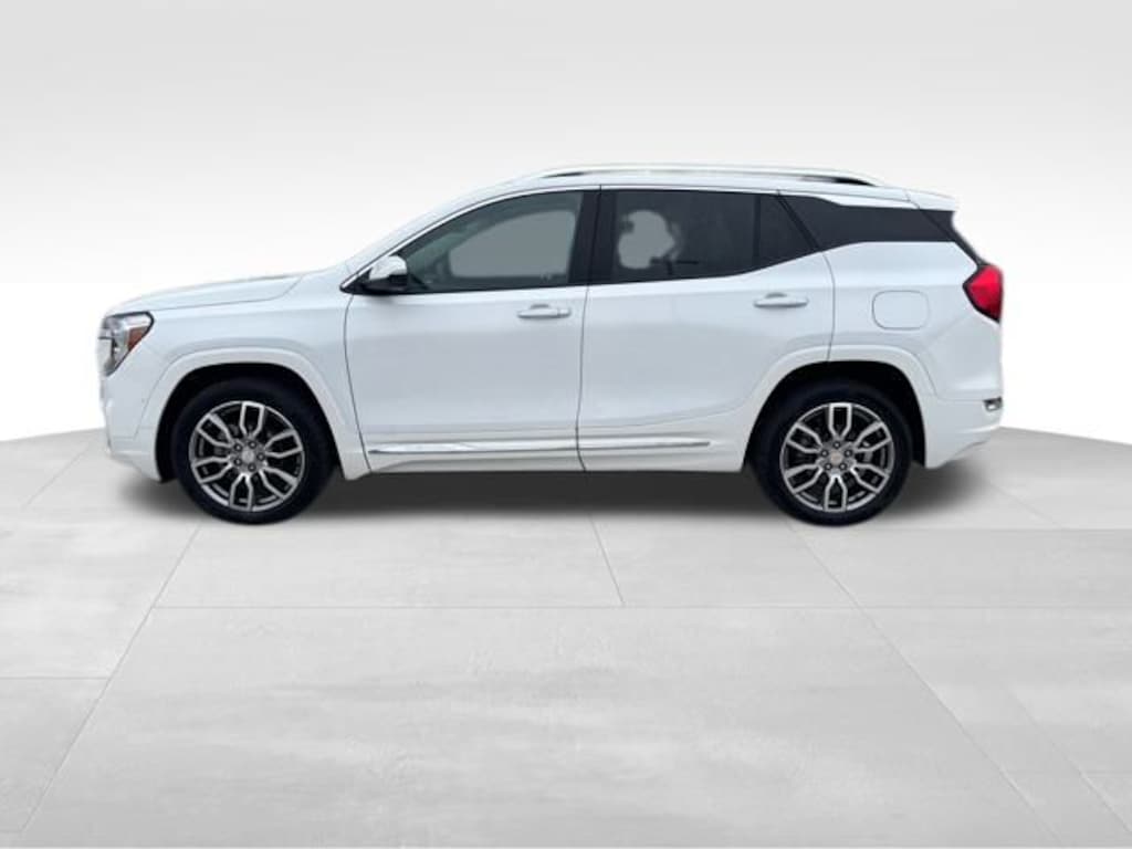 Used 2022 GMC Terrain Denali SUV
