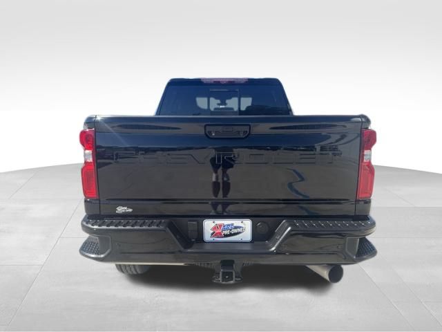 2022 Chevrolet Silverado 2500HD LTZ Midnight Edition photo 3
