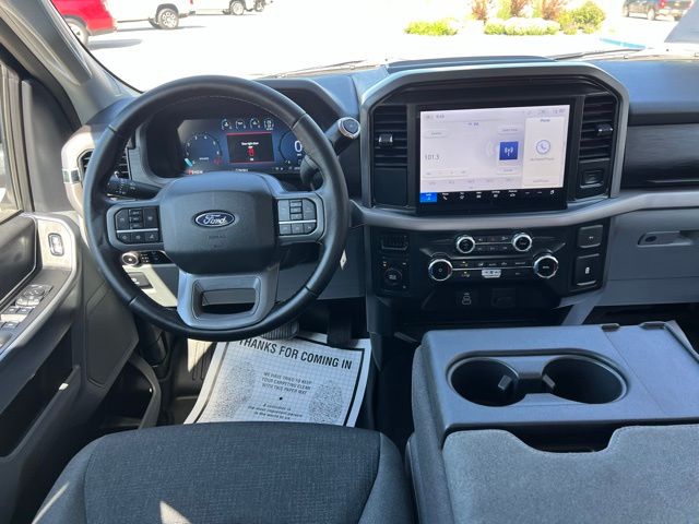2025 Ford F-150 XLT - Photo 17