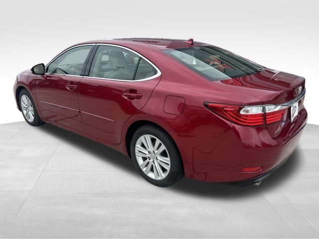 2014 Lexus ES 350 photo 4