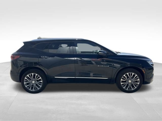 2020 Chevrolet Blazer Premier photo 3