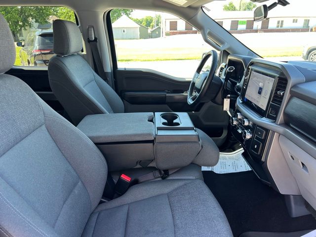 2025 Ford F-150 XLT - Photo 14
