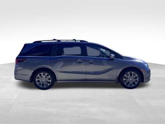 2026 Honda Odyssey Touring - Photo 6