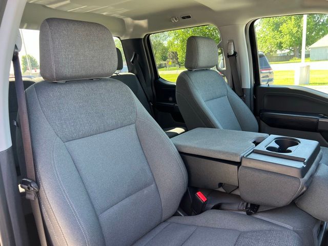 2025 Ford F-150 XLT - Photo 11