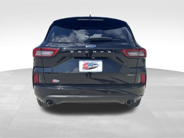 2023 Ford Escape Hybrid ST-Line Select photo 4