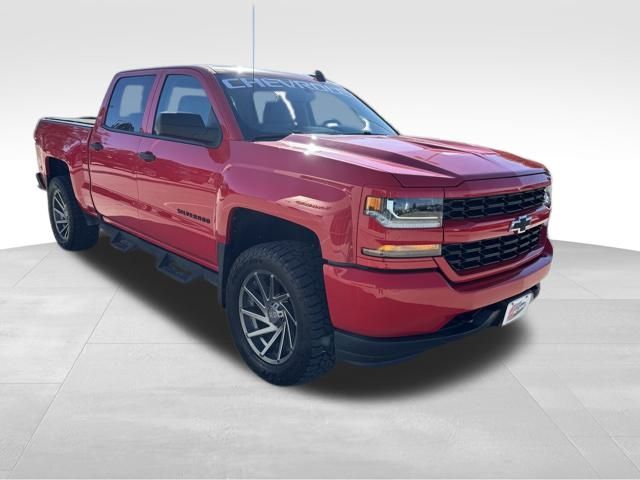 2018 Chevrolet Silverado 1500 Custom photo 4