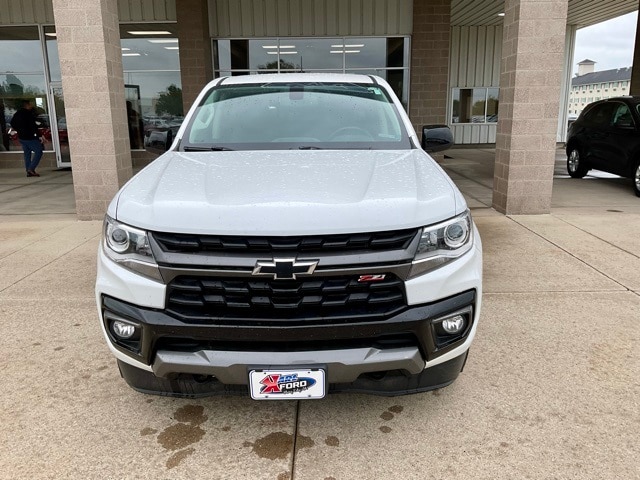 Used 2021 Chevrolet Colorado Z71 with VIN 1GCGTDENXM1111348 for sale in Story City, IA