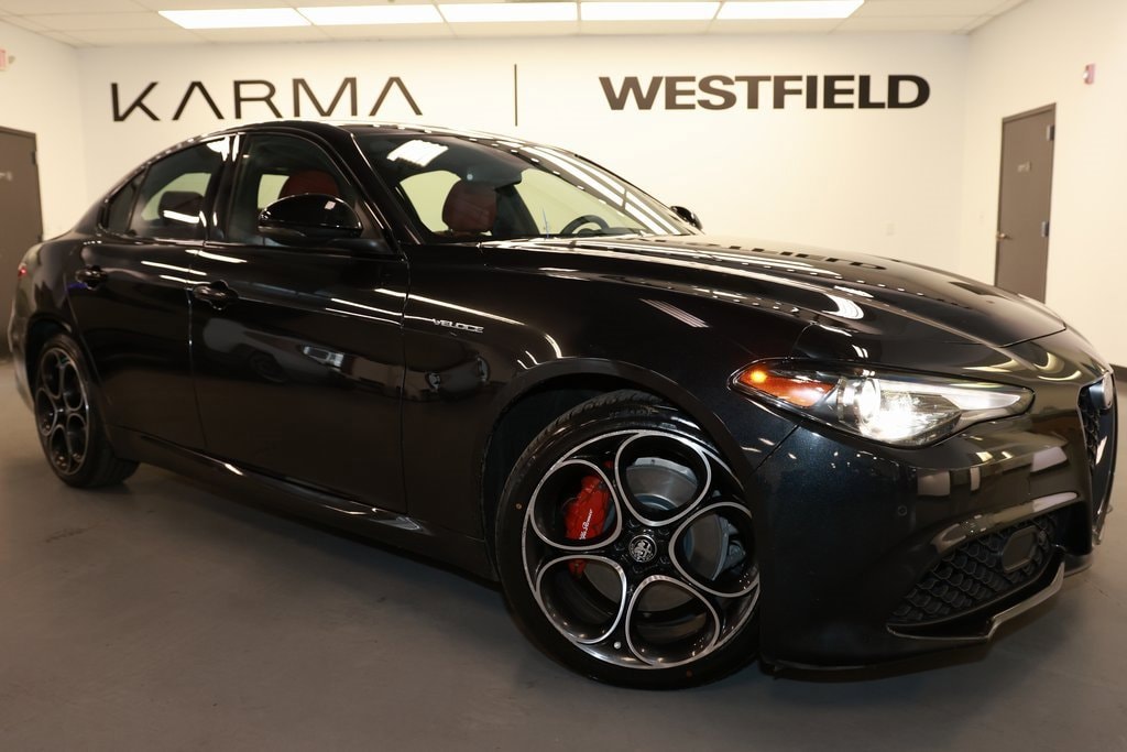 Used 2022 Alfa Romeo Giulia Veloce Veloce AWD
