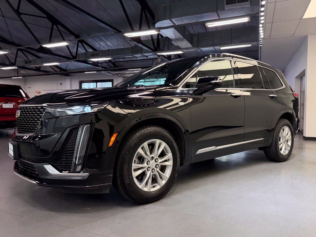 Used 2025 Cadillac XT6 AWD Luxury AWD Luxury