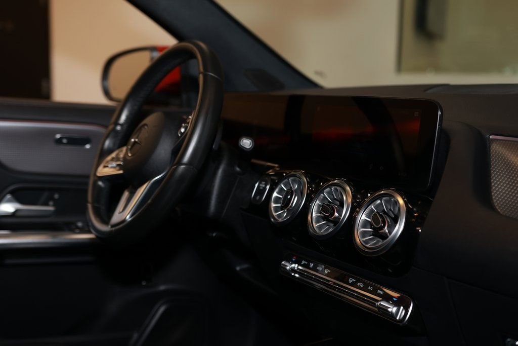 2022 Mercedes-Benz GLA GLA250 - Photo 19