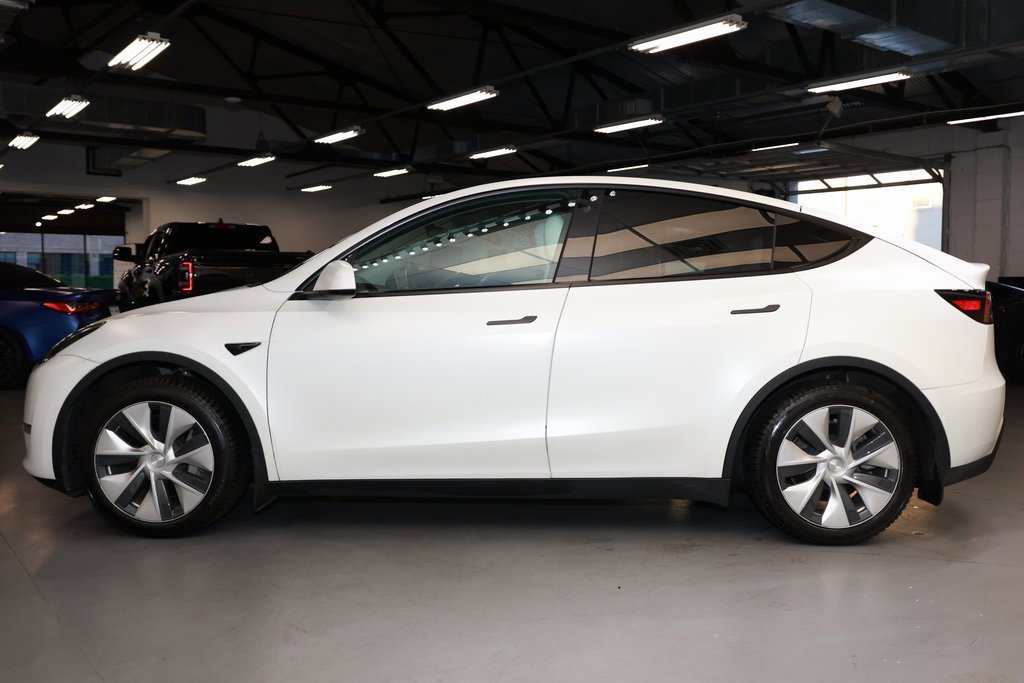 2022 Tesla Model Y Long Range photo 4