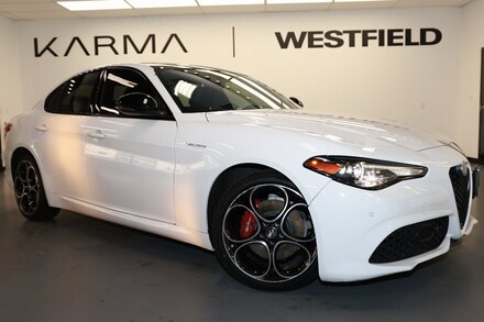 2022 Alfa Romeo Giulia Veloce Veloce AWD