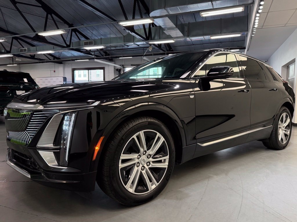 Used 2024 Cadillac Lyriq Tech Tech w/1SA