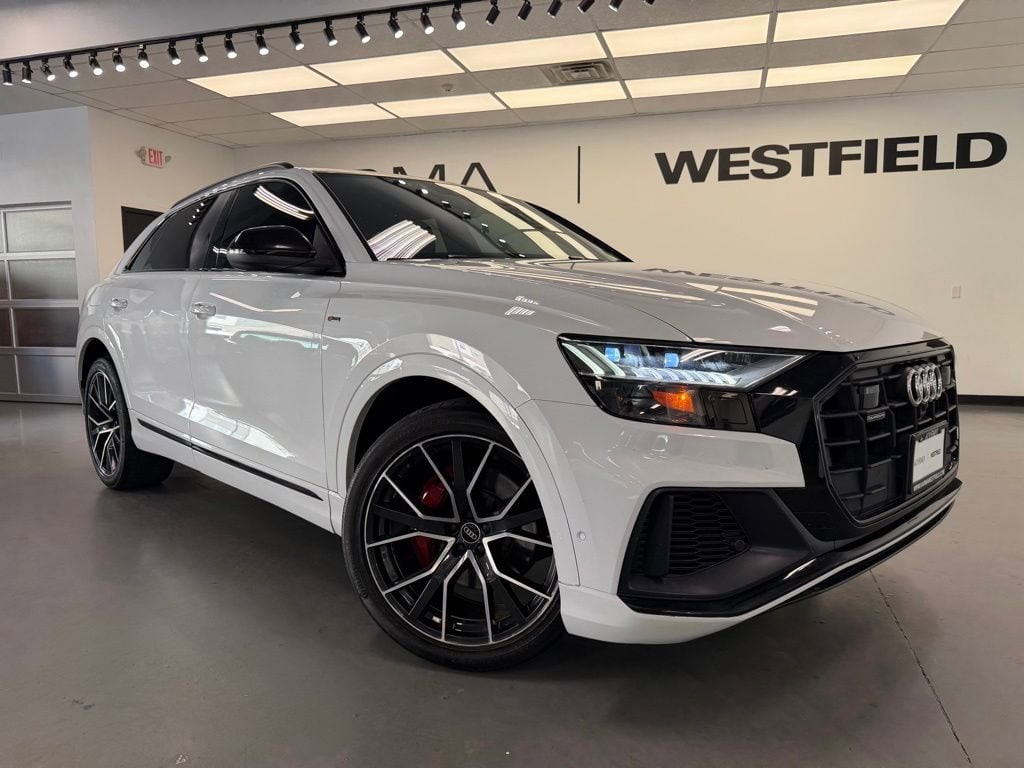 2021 Audi Q8 55 Premium Plus Tiptonic quattro's photo