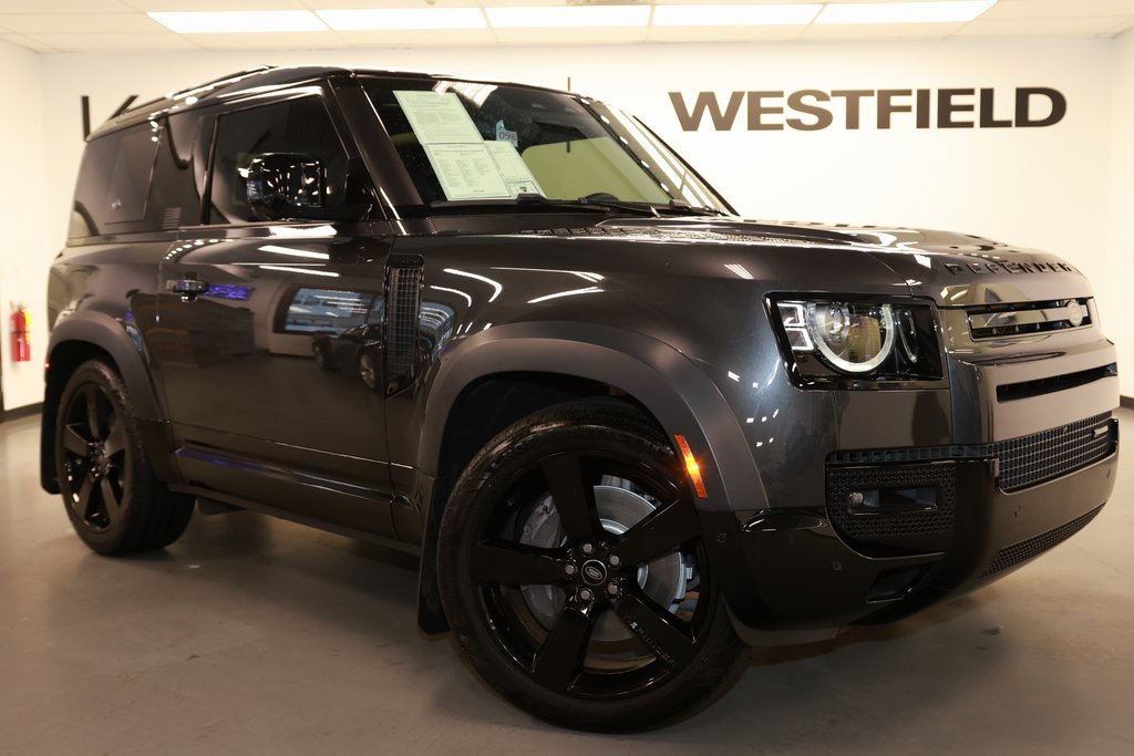 2023 Land Rover Defender X-Dynamic SE's photo