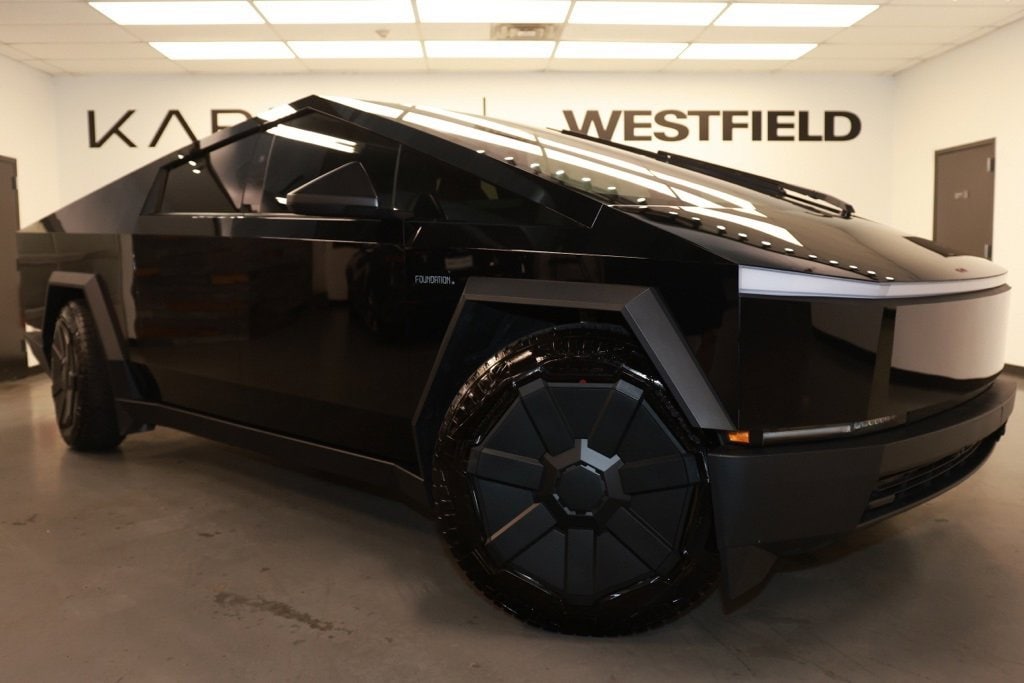 2024 Tesla Cybertruck Cyberbeast's photo