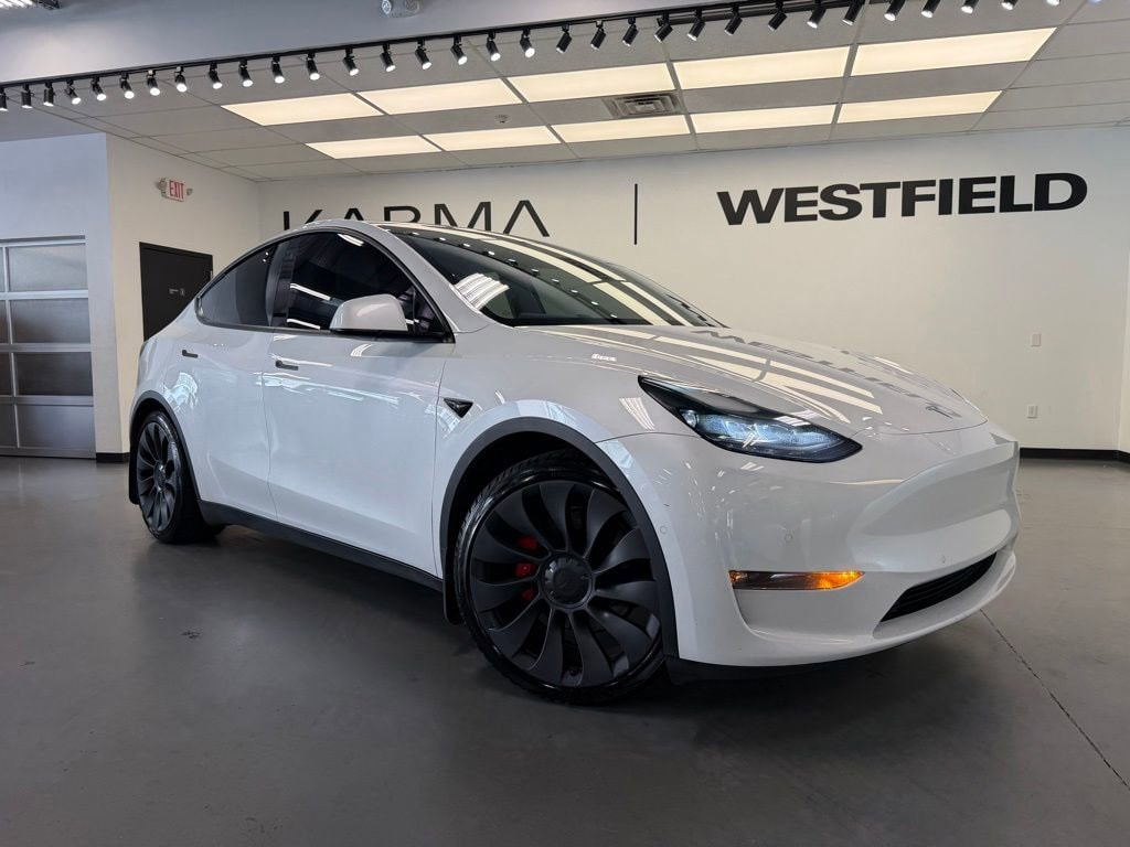 2022 Tesla Model Y Performance Dual Motor All-Wheel Drive's photo