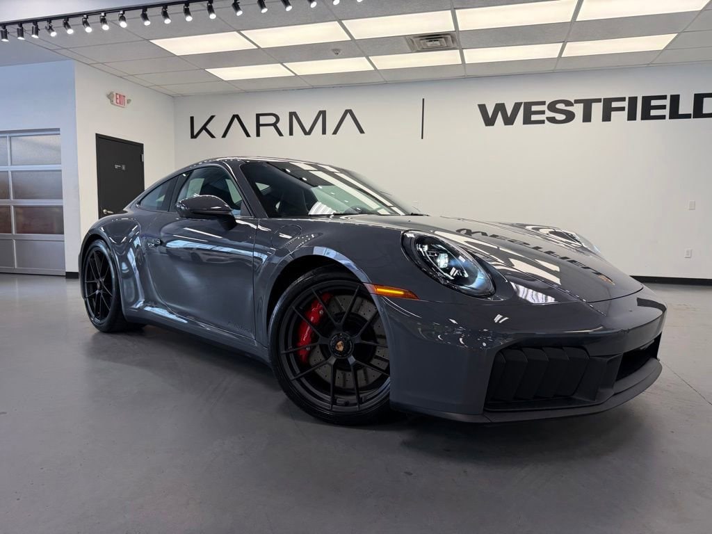 2026 Porsche 911 Carrera 4 GTS Coupe's photo