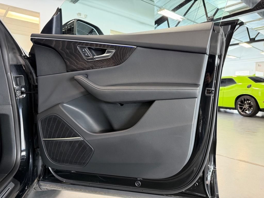 2023 Audi Q8 Premium Plus - Photo 19