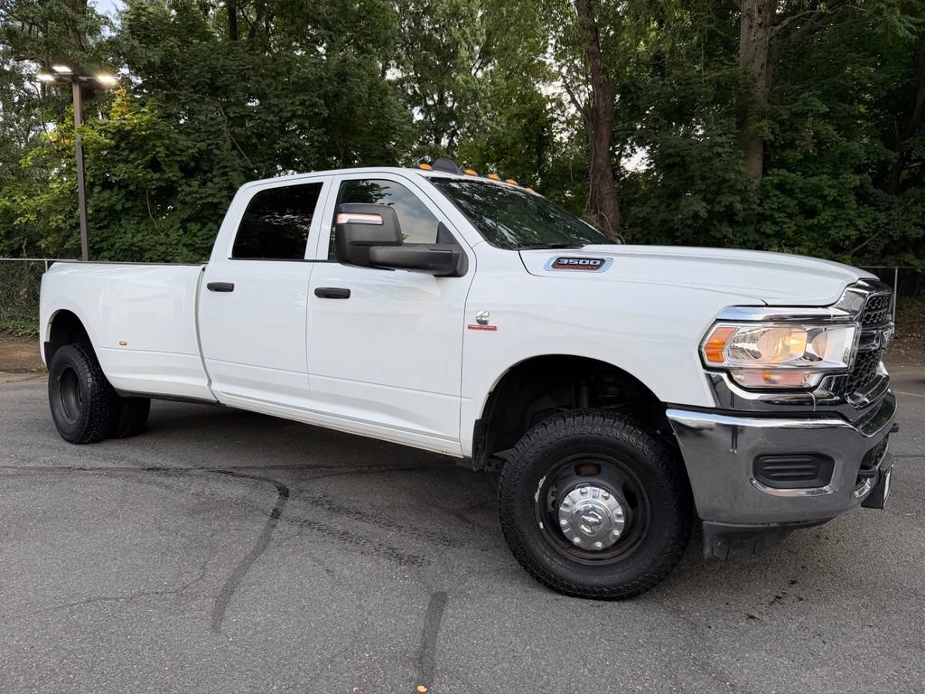 2024 RAM 3500 Tradesman 4X4 Crew Cab LWB's photo