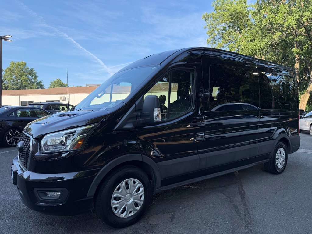 Used 2025 Ford Transit Passenger Wagon XLT T-350 148 Med Roof XLT RWD