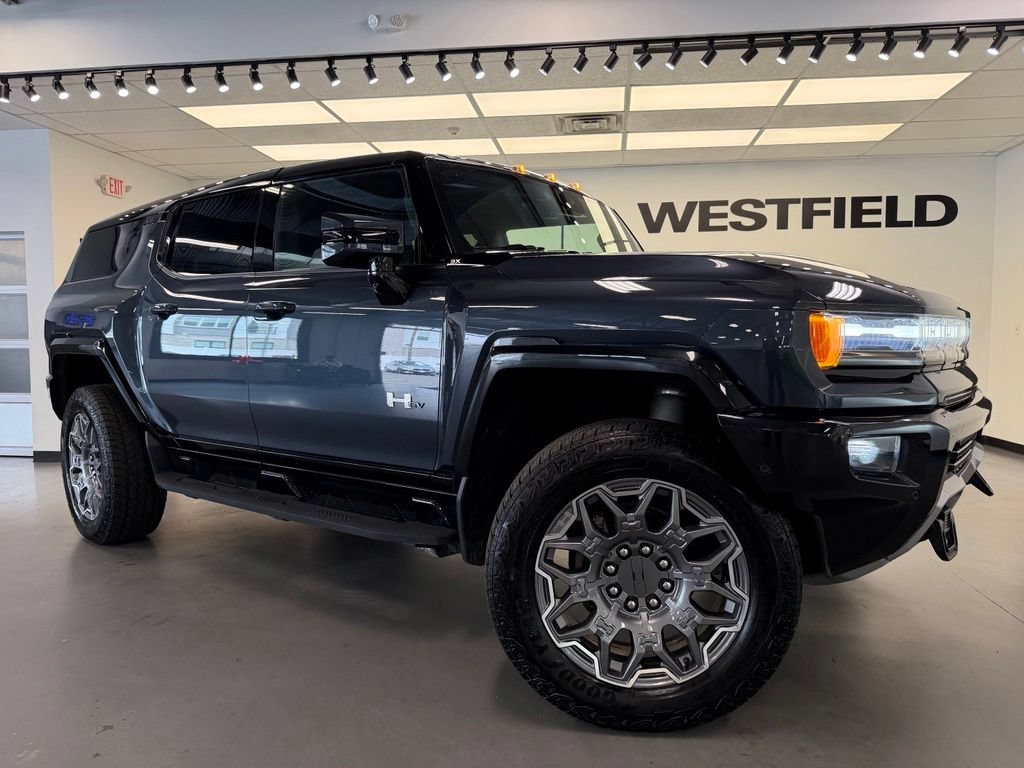 2025 GMC Hummer EV 3X SUV's photo