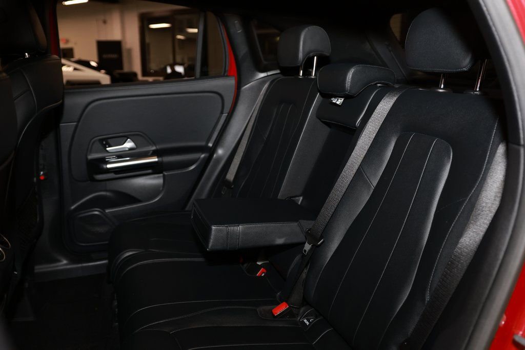 2022 Mercedes-Benz GLA GLA250 - Photo 12