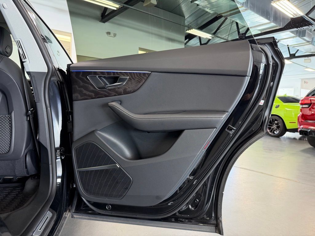 2023 Audi Q8 Premium Plus - Photo 16