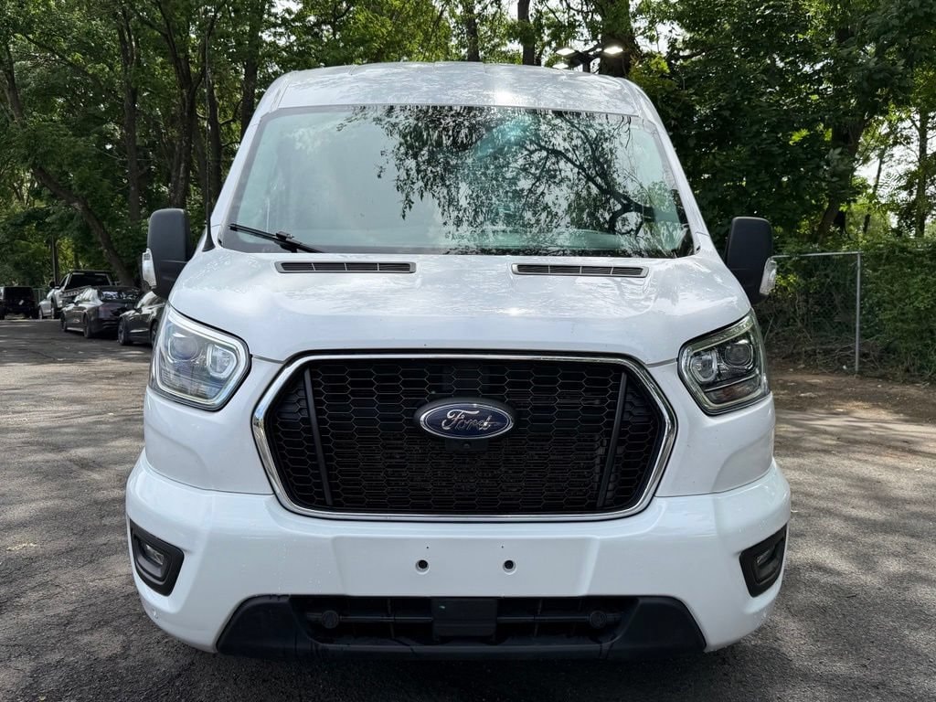 Used 2024 Ford Transit Passenger Wagon XLT T-350 148 Med Roof XLT RWD