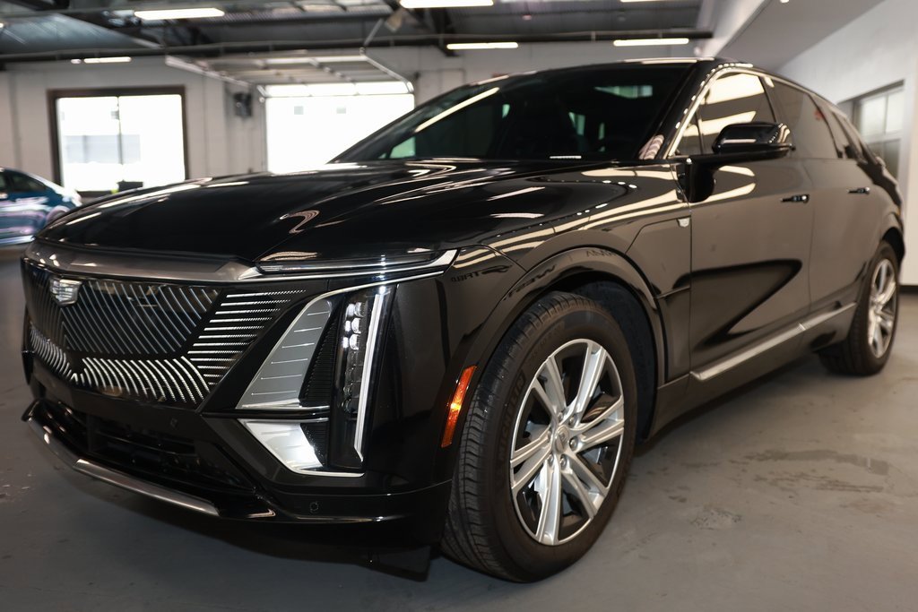 2024 Cadillac Lyriq Tech photo 3