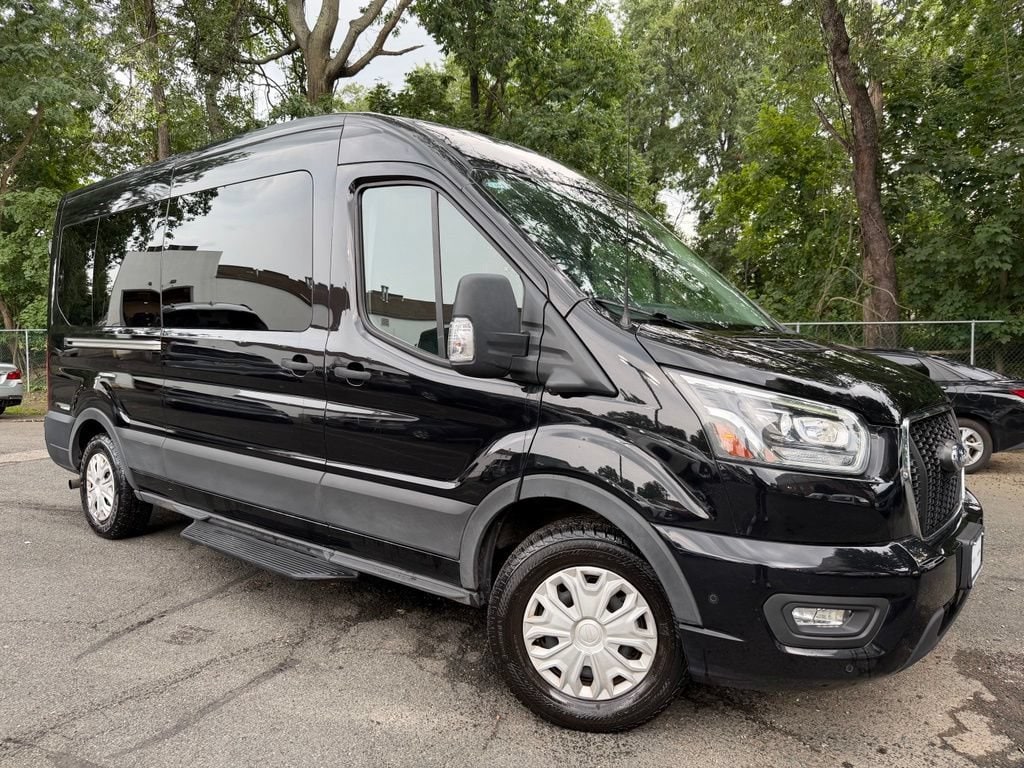Used 2023 Ford Transit Passenger Wagon XLT T-350 148 Med Roof XLT RWD