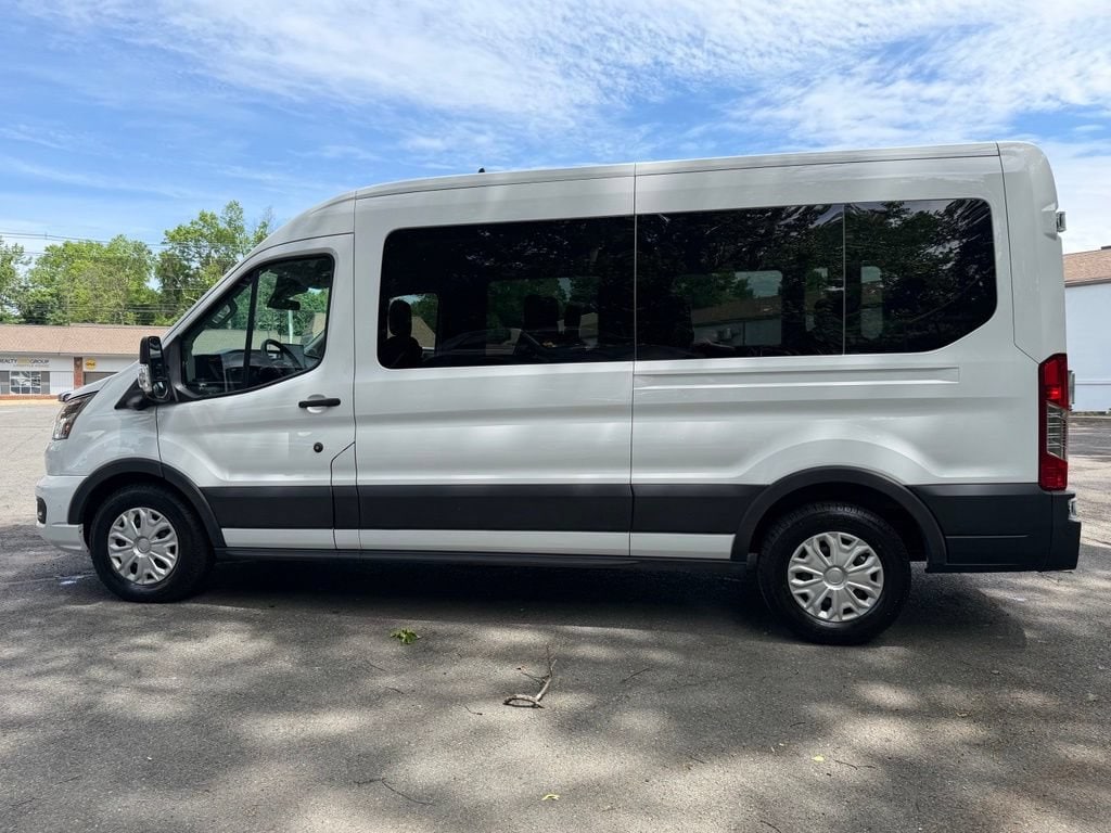 Used 2024 Ford Transit Passenger Wagon XLT T-350 148 Med Roof XLT RWD
