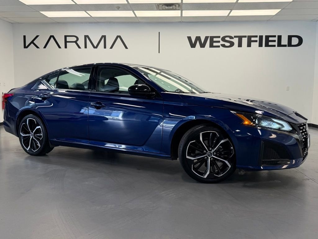 2024 Nissan Altima SR