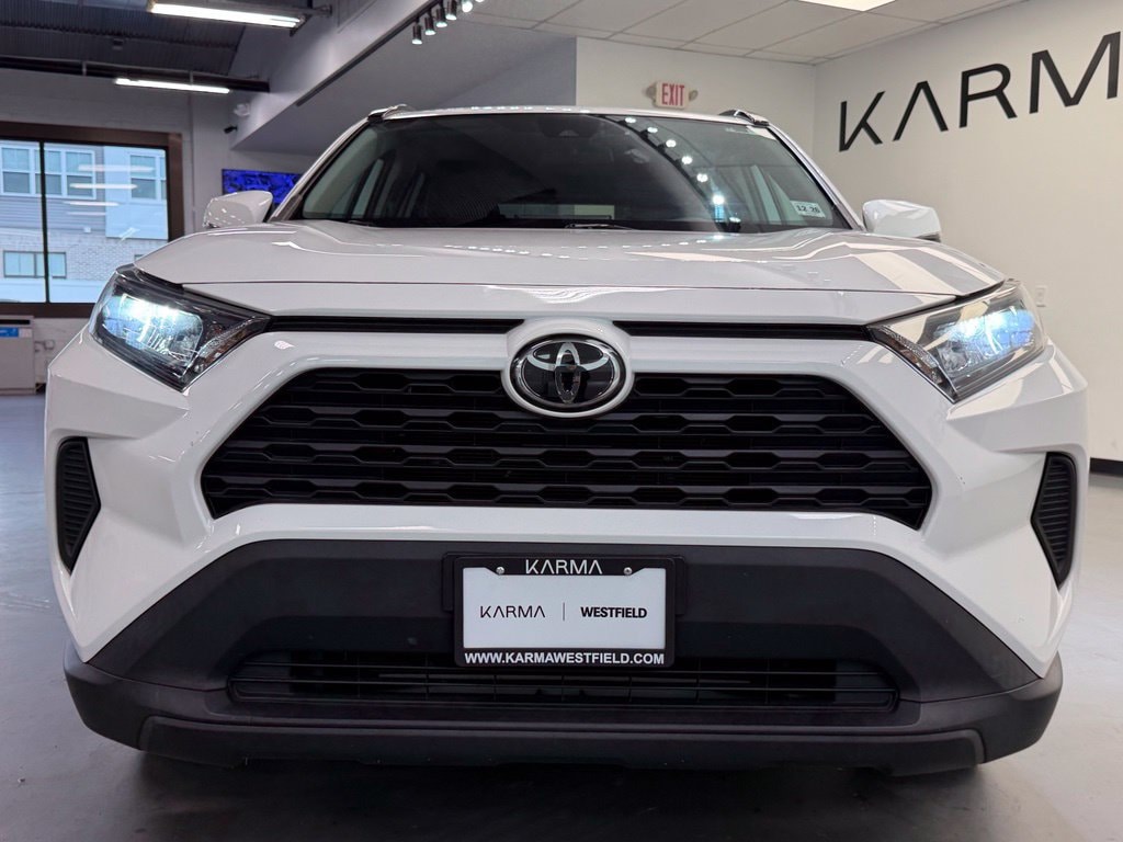 Used 2021 Toyota RAV4 LE LE AWD