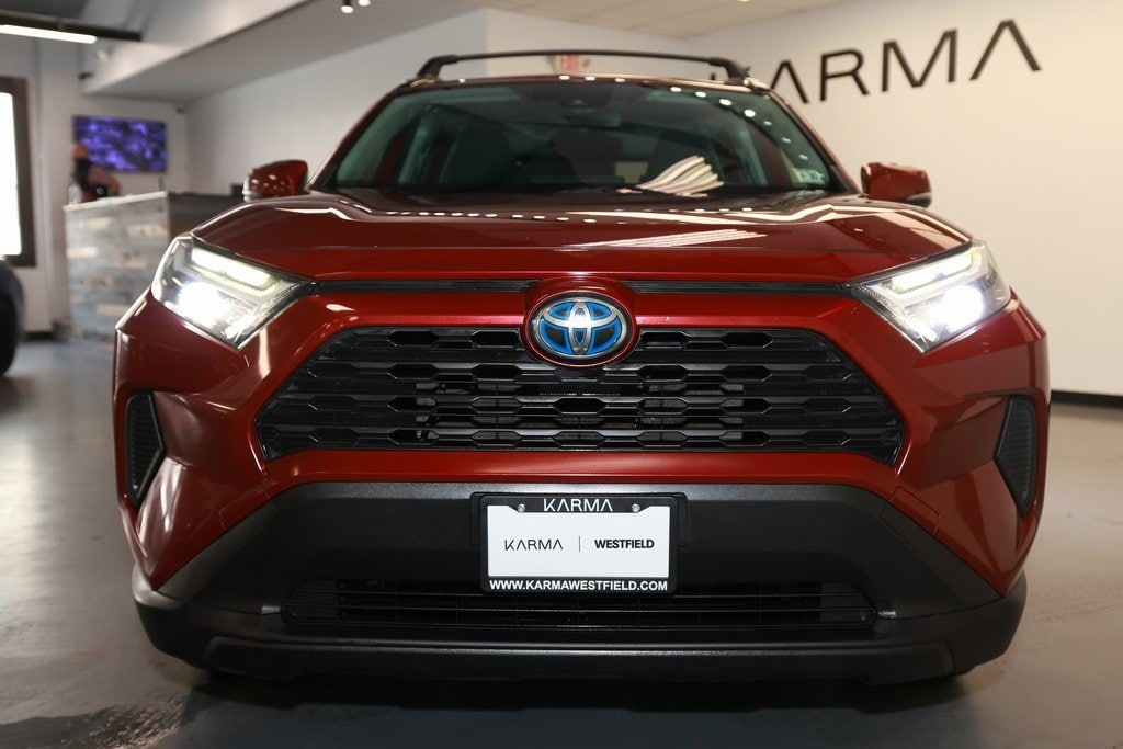 Used 2022 Toyota RAV4 XLE with VIN JTMRWRFV2ND154934 for sale in Kansas City