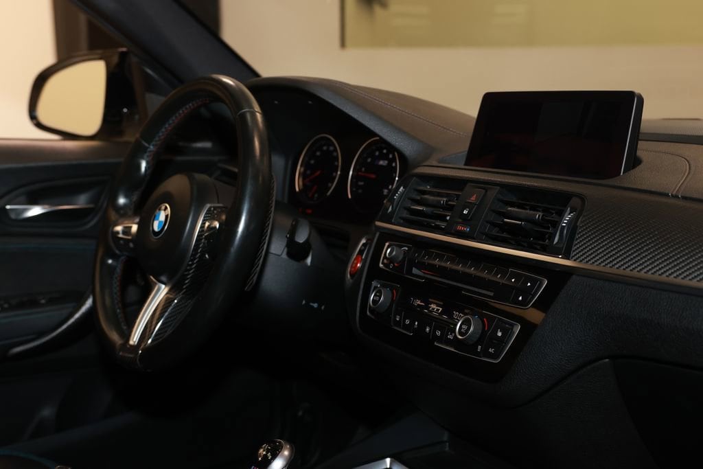 2019 BMW M2 Coupe Base - Photo 17