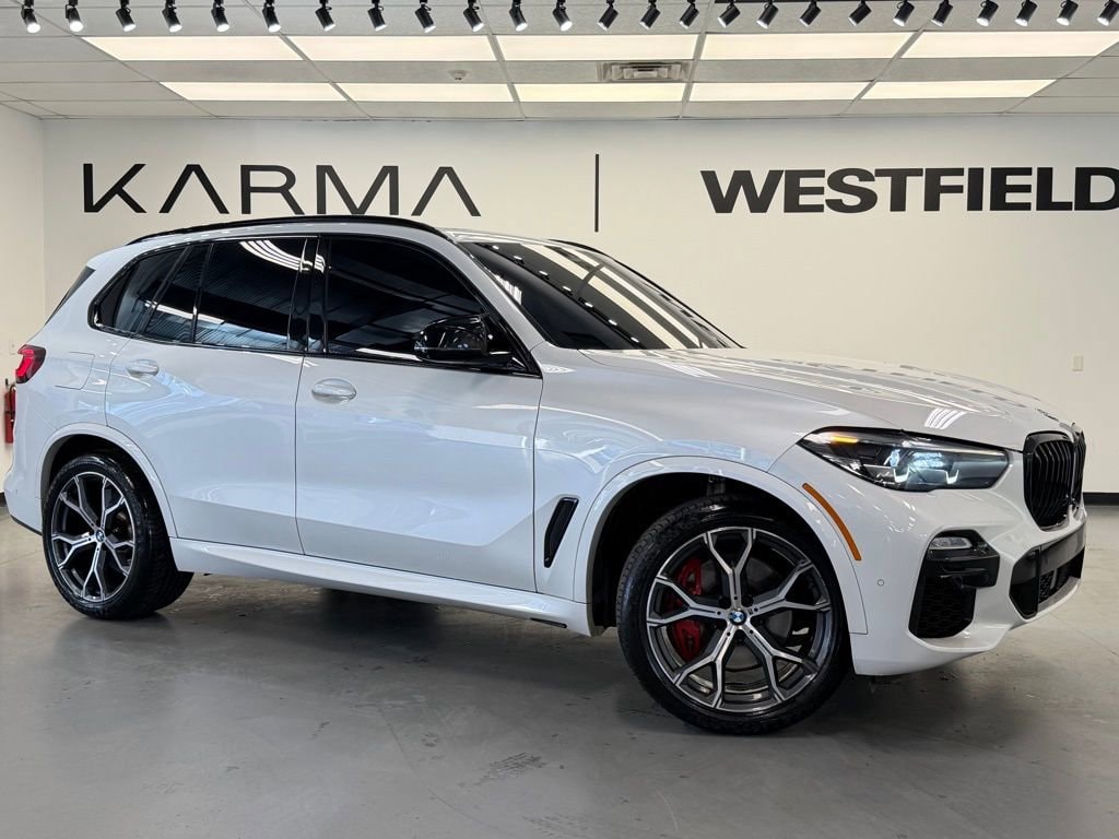 2021 BMW X5 M50i's photo