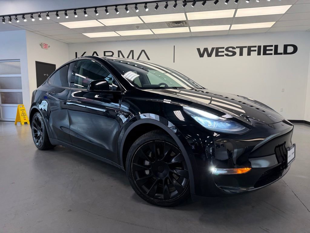 2021 Tesla Model Y Long Range Dual Motor All-Wheel Drive's photo