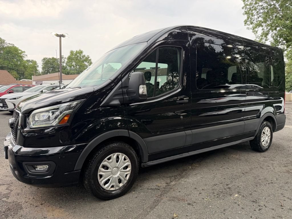 Used 2023 Ford Transit Passenger Wagon XLT T-350 148 Med Roof XLT RWD