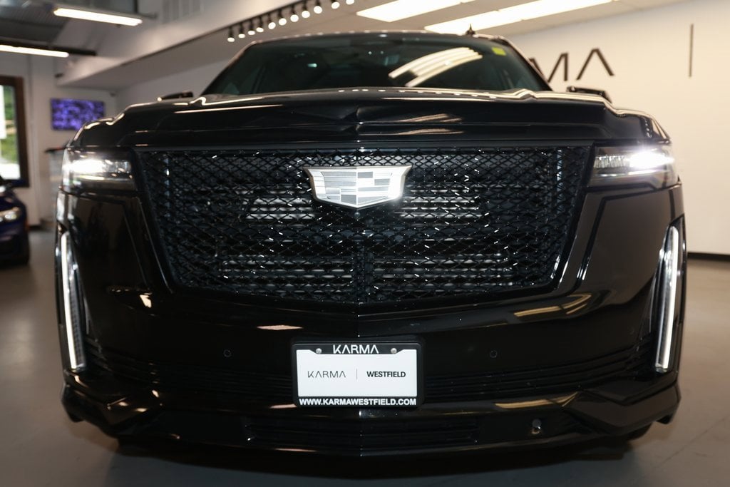 Used 2024 Cadillac Escalade ESV Sport Platinum with VIN 1GYS4RKL6RR241878 for sale in Westfield, NJ