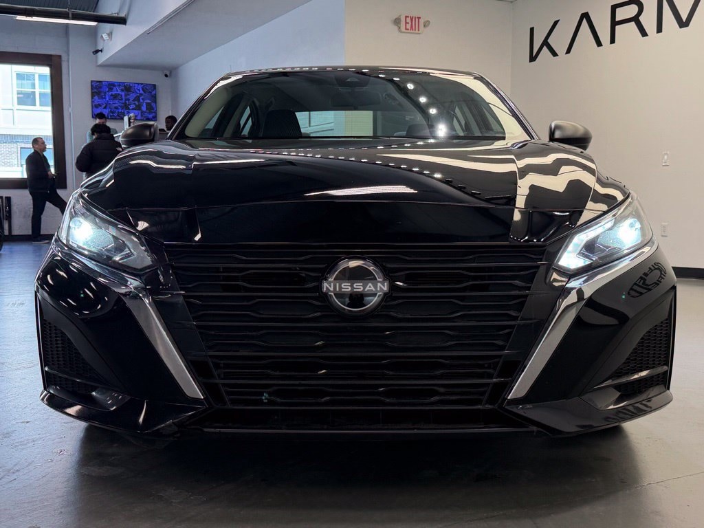 Used 2024 Nissan Altima 2.5 SV Sedan