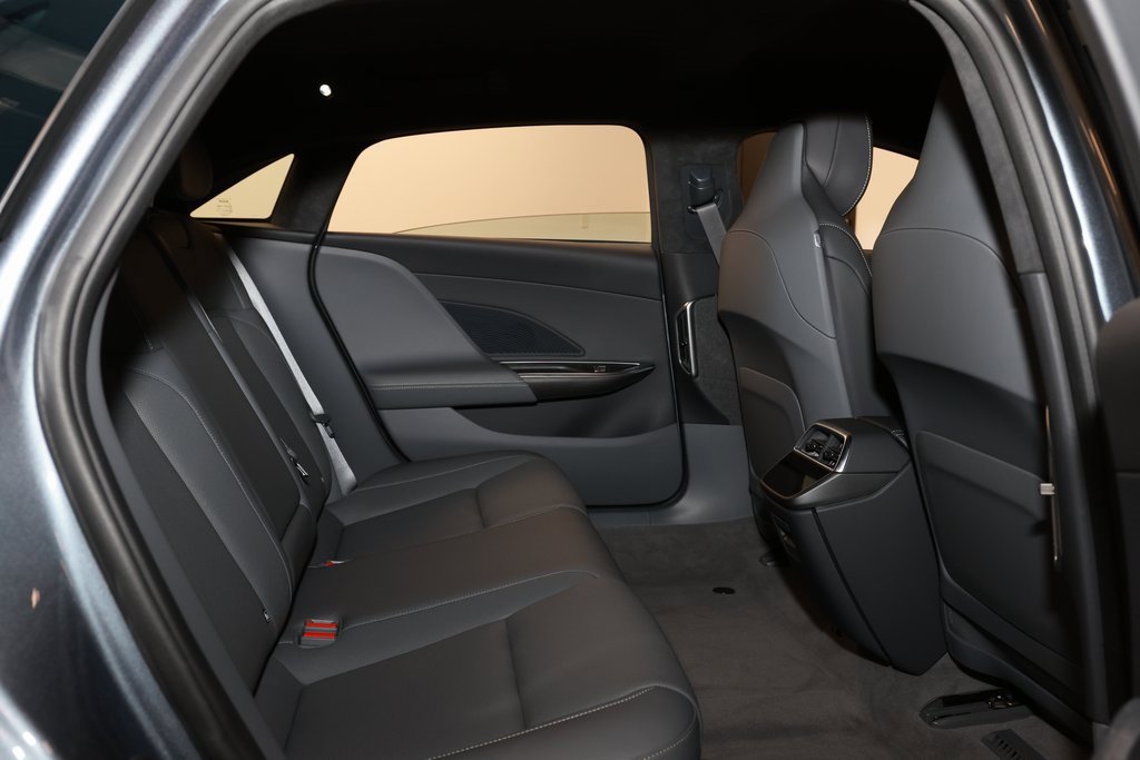 2025 Lucid Air Touring photo 15