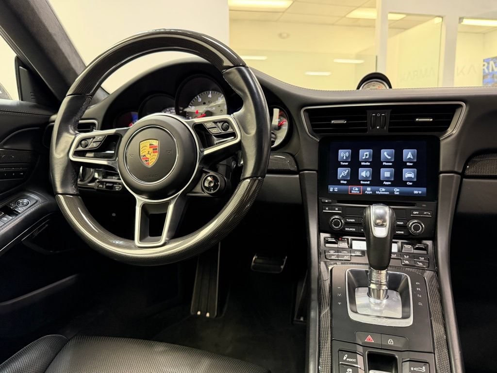 2019 Porsche 911 Turbo S - Photo 18