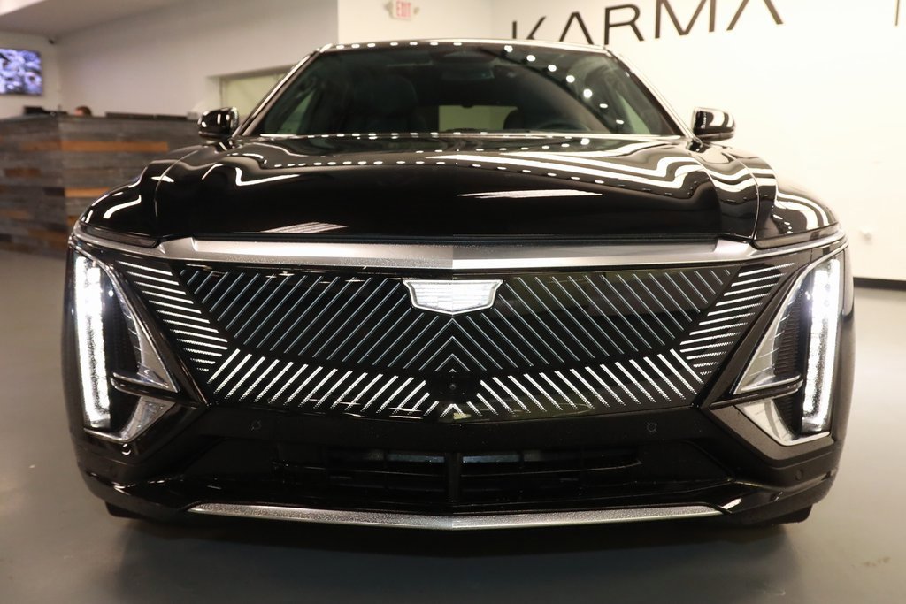 Used 2024 Cadillac LYRIQ Luxury 1 with VIN 1GYKPPRL4RZ122549 for sale in Westfield, NJ