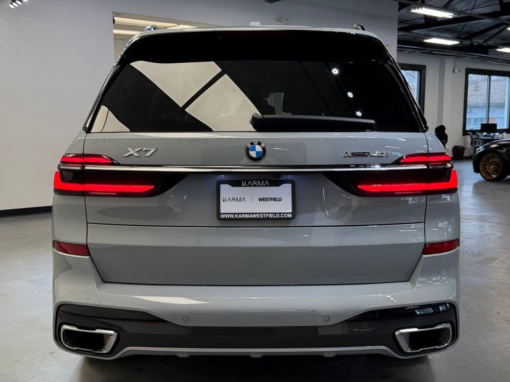 2023 BMW X7 40i - Photo 6