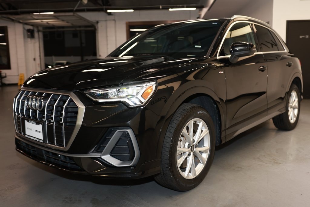 Used 2023 Audi Q3 S line Premium S line Premium 45 TFSI quattro