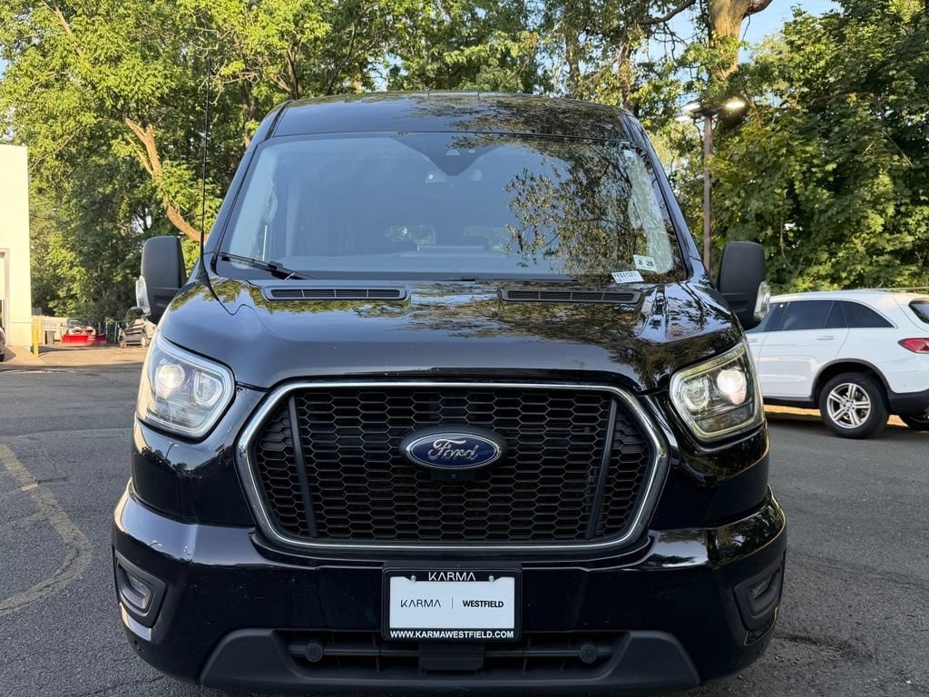 Used 2024 Ford Transit Passenger Wagon XLT T-350 148 Med Roof XLT RWD