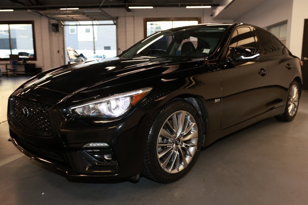 2020 Infiniti Q50 3.0t LUXE photo 3