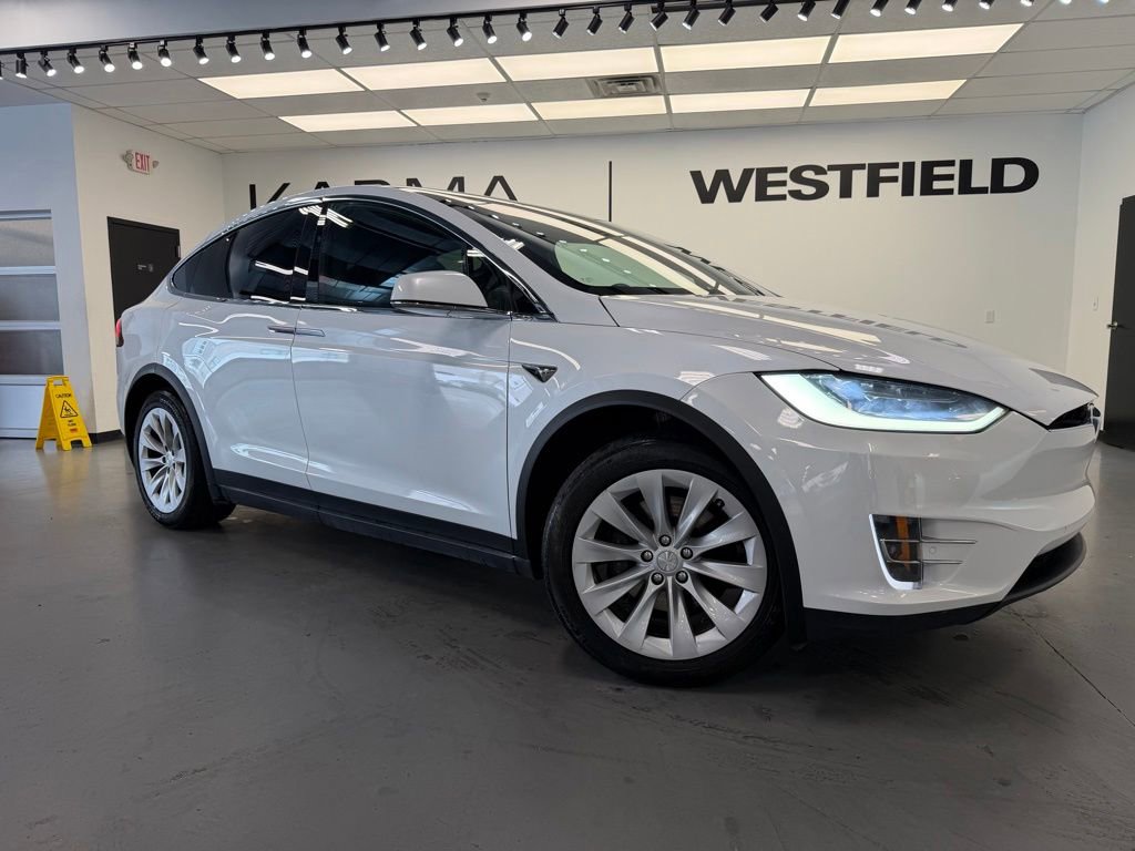 2020 Tesla Model X Long Range's photo