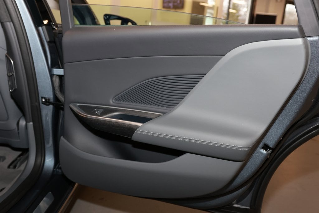 2025 Lucid Air Touring photo 20